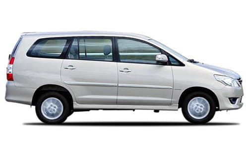 Hire Toyota Innova in Kasauli